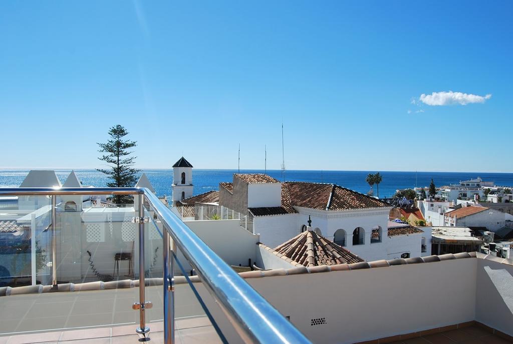 Apartamentos Plaza Nerja Extérieur photo